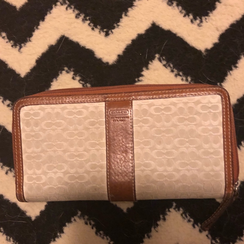 Coach wallet
